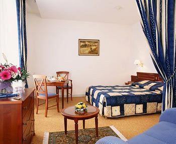 Hotel D'angleterre Vittel